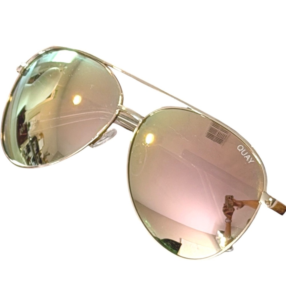 Quay Australia Vivienne Sunglasses Gold Rose Gold Mirrored Aviator Case + Cloth - Picture 2 of 16